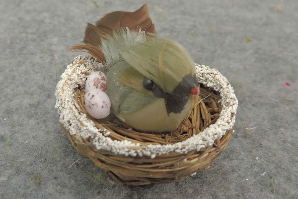 1.5" Female Cardinal On Nest with Eggs- Box of 2 Dozen-0